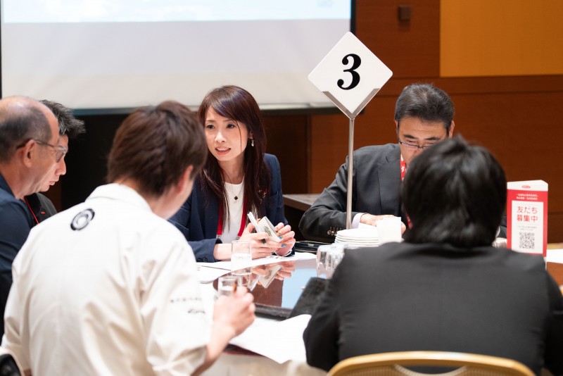 第279回例会の模様をアップしました。